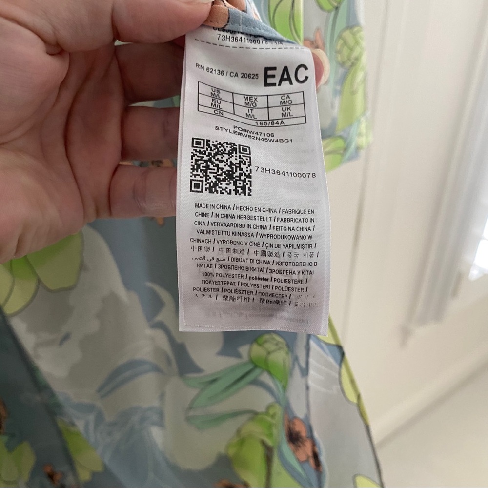 Guess Polyester Flowered Robe - Picture 6 of 6